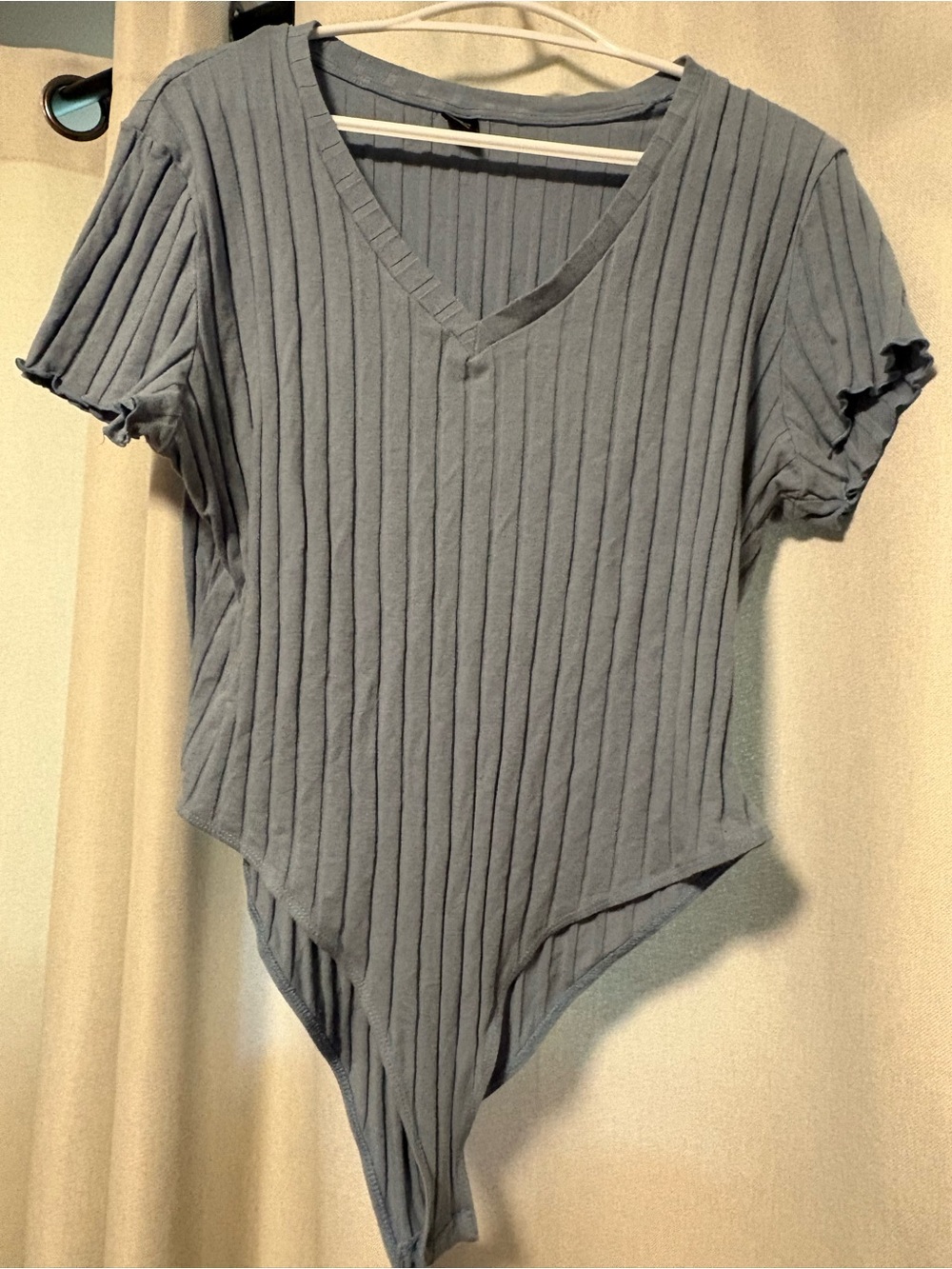 💙4/$10💙 Ribbed V-Neck Bodysuit -Blue